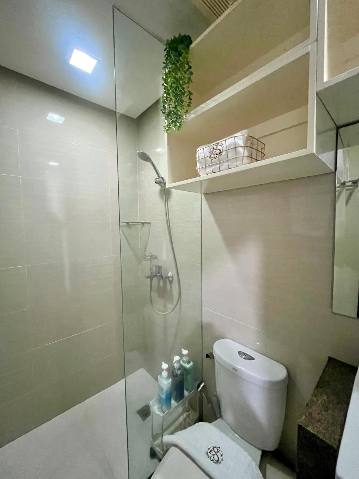 Greenbelt Hamilton Tower 1 San Pedro Makati Eksteriør billede